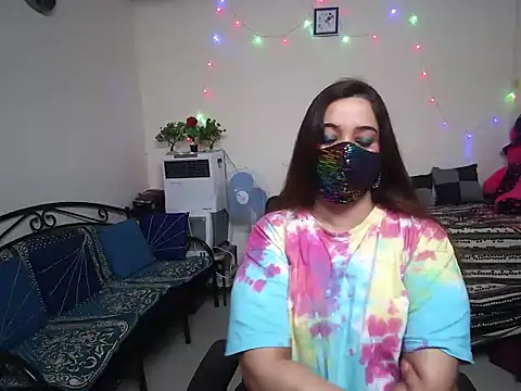 Snapshot of Arushisingh8888 chatting on February 4, 8:35 am Arushisingh8888 online show from February 4, 8:35 am