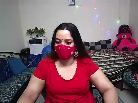 Snapshot of Arushisingh8888 chatting on February 14, 12:47 pm Arushisingh8888 online show from February 14, 12:47 pm