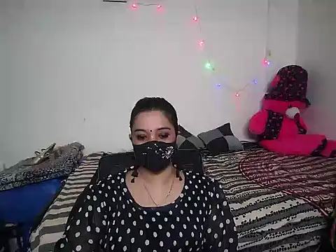 Snapshot of Arushisingh8888 chatting on March 12, 6:40 am Arushisingh8888 online show from March 12, 6:40 am