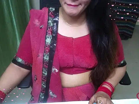 Snapshot of Arushisingh8888 chatting on October 14, 12:50 pm Arushisingh8888 online show from October 14, 12:50 pm