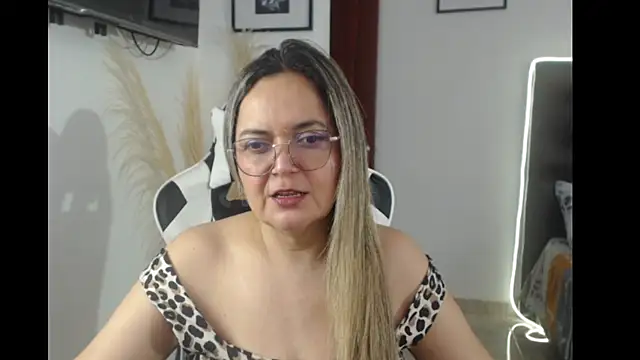 samy vsn online show from October 11, 8:07 pm