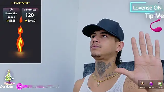 Snapshot of JAYCOB00 chatting on December 11, 2:19 am JAYCOB00 online show from December 11, 2:19 am