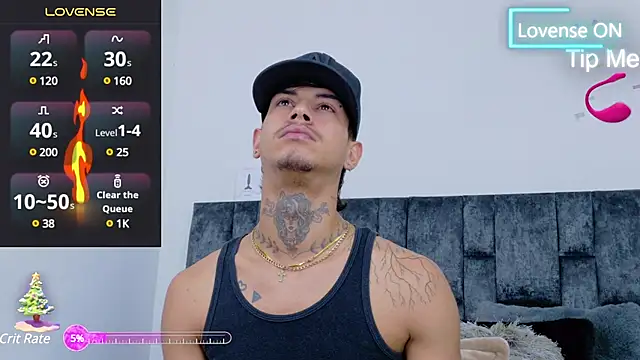 Snapshot of JAYCOB00 chatting on December 15, 1:11 pm JAYCOB00 online show from December 15, 1:11 pm