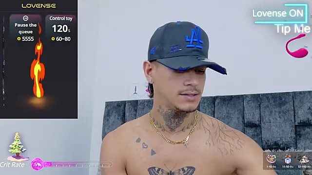 Snapshot of JAYCOB00 chatting on December 29, 1:56 am JAYCOB00 online show from December 29, 1:56 am