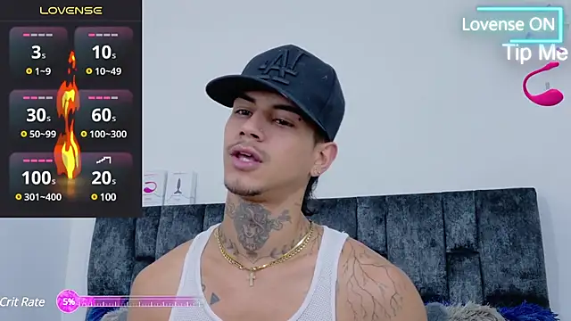 Snapshot of JAYCOB00 chatting on February 1, 2:37 am JAYCOB00 online show from February 1, 2:37 am