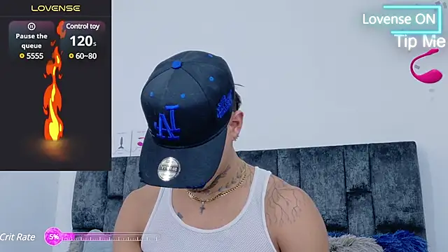 Snapshot of JAYCOB00 chatting on February 9, 2:38 am JAYCOB00 online show from February 9, 2:38 am