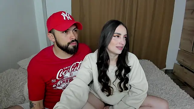 teseo and afroditha  online show from March 8, 3:28 am