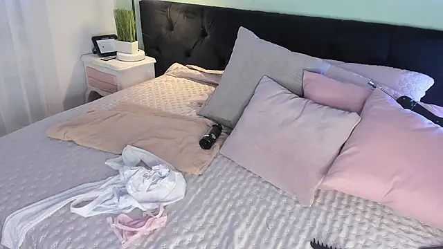 Snapshot of EvaaStevens chatting on March 10, 11:53 am EvaaStevens online show from March 10, 11:53 am