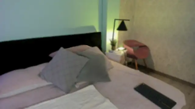 Snapshot of EvaaStevens chatting on October 25, 12:56 pm EvaaStevens online show from October 25, 12:56 pm