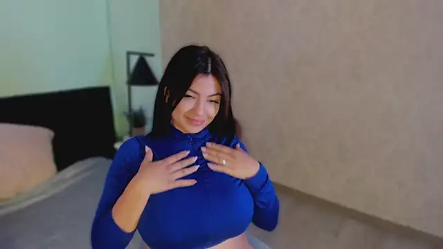 Snapshot of EvaaStevens chatting on November 18, 12:31 pm EvaaStevens online show from November 18, 12:31 pm