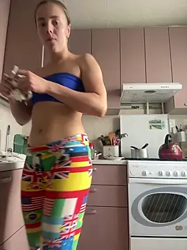 AlisaKissss online show from September 15, 7:30 am