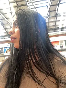 JannaNader12 online show from March 10, 8:12 pm