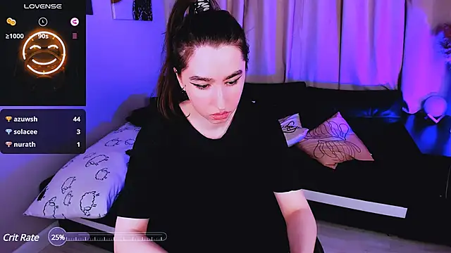 Snapshot of Lily_xBabe chatting on February 22, 6:19 pm Lily xBabe online show from February 22, 6:19 pm