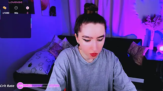 Snapshot of Lily_xBabe chatting on October 2, 7:48 am Lily xBabe online show from October 2, 7:48 am