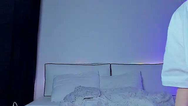 haileyishere online show from January 8, 1:00 am