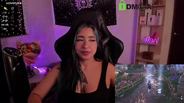 sweetcoralinee online show from January 25, 5:18 am