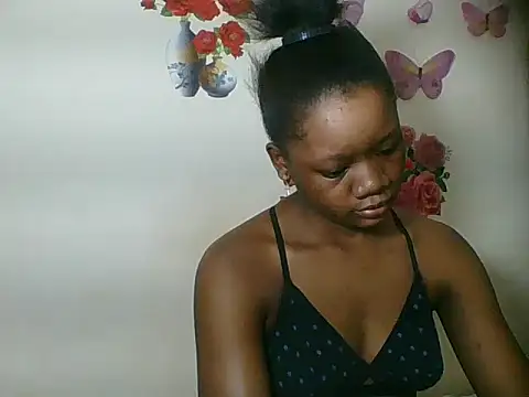 HotJeylee online show from September 22, 2:30 pm