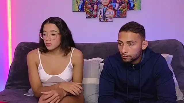 catalina y tylerjhons online show from December 19, 4:56 am