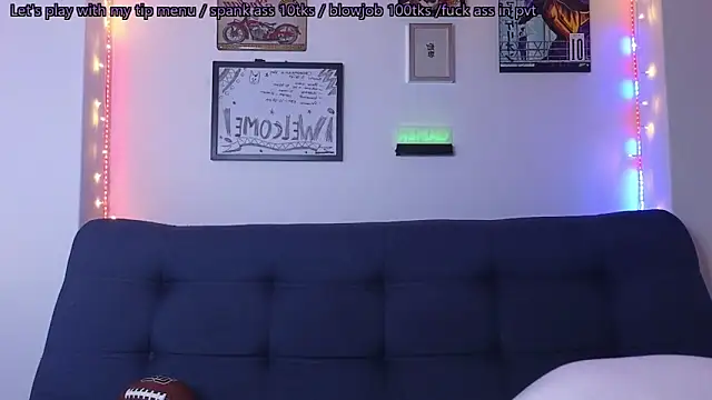 catalina y tylerjhons online show from February 6, 9:22 am