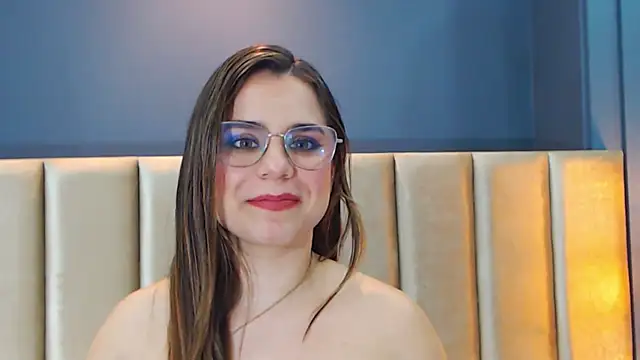 ThaniaJones online show from February 21, 9:22 pm