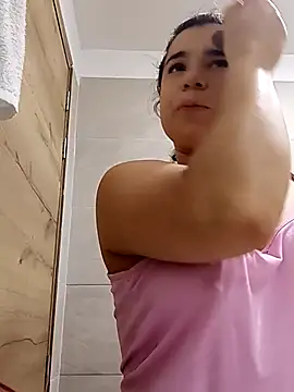 ThaniaJones online show from September 22, 10:39 am