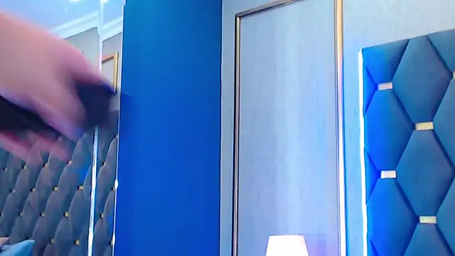 ThaniaJones online show from November 1, 12:07 pm