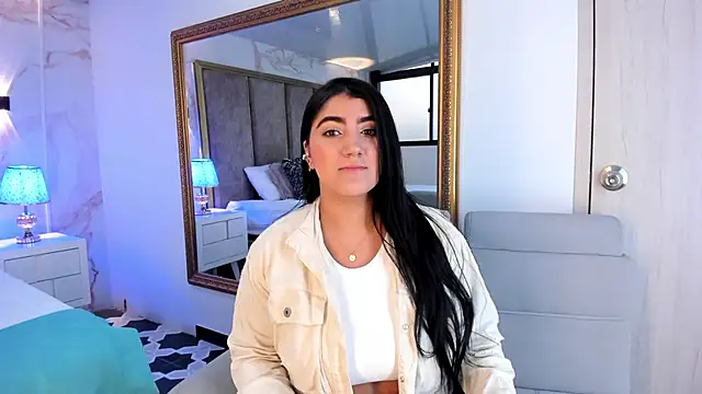 PaulinaDuarte online show from January 19, 12:17 pm