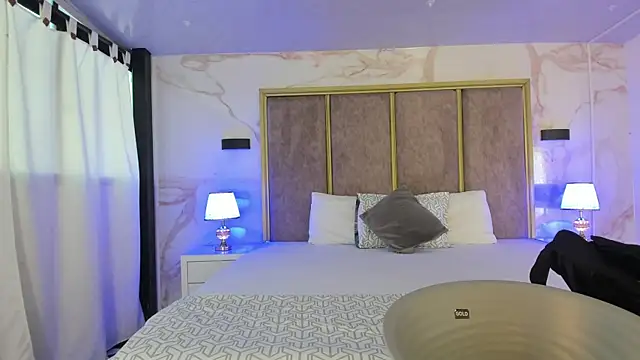 PaulinaDuarte online show from November 15, 12:02 pm