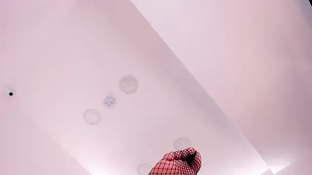 tamyleen online show from February 25, 3:05 pm