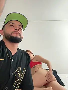 Snapshot of Chloe_Johnson_ chatting on December 15, 5:34 am Chloe Johnson online show from December 15, 5:34 am