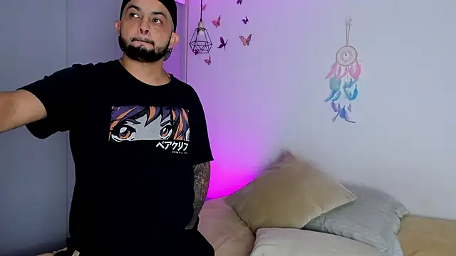 Snapshot of Chloe_Johnson_ chatting on November 2, 5:54 am Chloe Johnson online show from November 2, 5:54 am