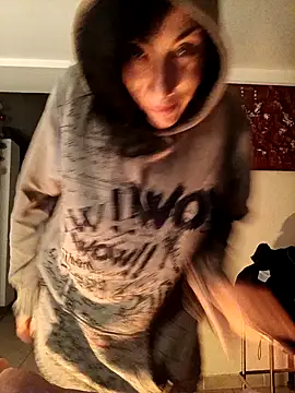 freyamoret online show from December 21, 4:52 am