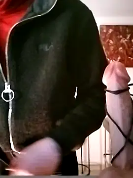 freyamoret online show from December 28, 5:46 pm