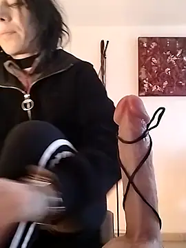 freyamoret online show from January 7, 2:51 pm