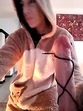 freyamoret online show from January 22, 8:29 am