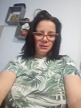 Snapshot of KristenVega chatting on January 29, 8:04 pm KristenVega online show from January 29, 8:04 pm