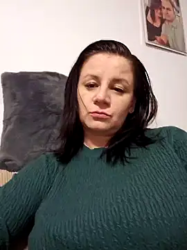 Snapshot of KristenVega chatting on February 1, 3:18 pm KristenVega online show from February 1, 3:18 pm