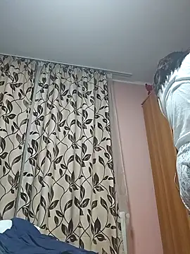 Snapshot of KristenVega chatting on February 4, 7:11 pm KristenVega online show from February 4, 7:11 pm