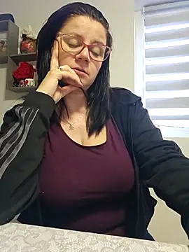 Snapshot of KristenVega chatting on March 7, 8:23 am KristenVega online show from March 7, 8:23 am