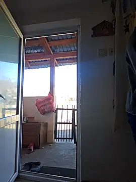 Snapshot of KristenVega chatting on March 11, 12:28 pm KristenVega online show from March 11, 12:28 pm