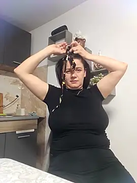 Snapshot of KristenVega chatting on March 17, 5:38 pm KristenVega online show from March 17, 5:38 pm