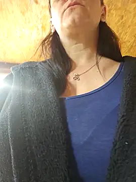 Snapshot of KristenVega chatting on October 21, 7:53 am KristenVega online show from October 21, 7:53 am