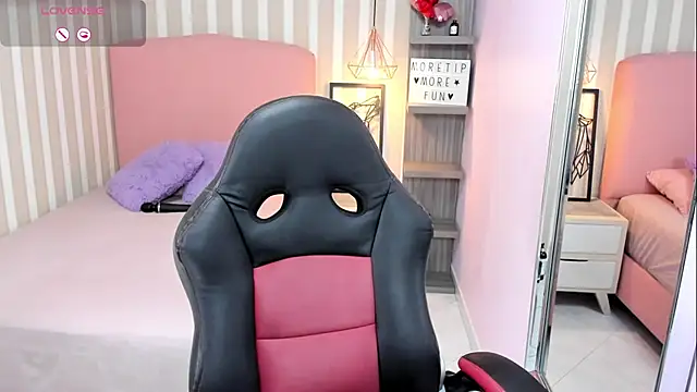 AMELIETARSON online show from February 25, 7:03 pm