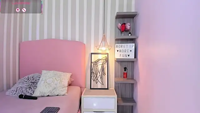 AMELIETARSON online show from September 27, 7:30 pm