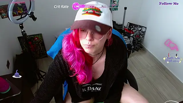 natasha laulau online show from March 10, 9:18 pm