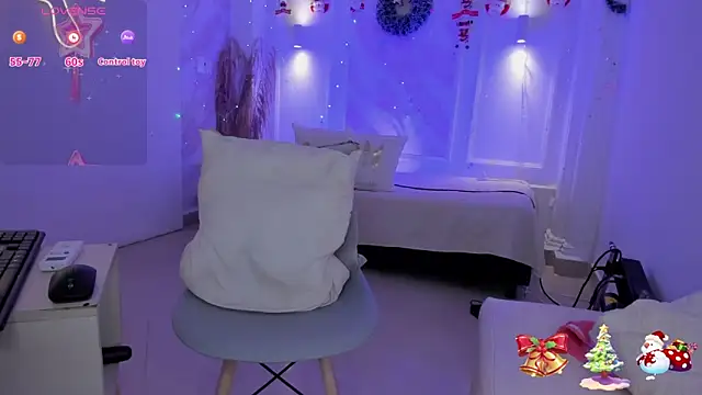 Snapshot of NastassjaCandy chatting on December 16, 10:45 pm NastassjaCandy online show from December 16, 10:45 pm