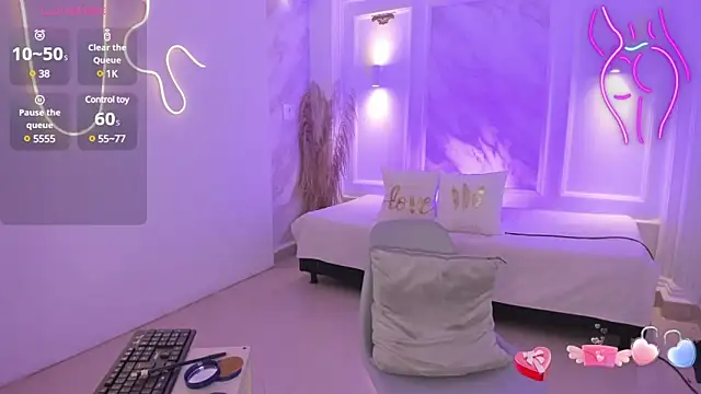 Snapshot of NastassjaCandy chatting on January 22, 7:24 pm NastassjaCandy online show from January 22, 7:24 pm