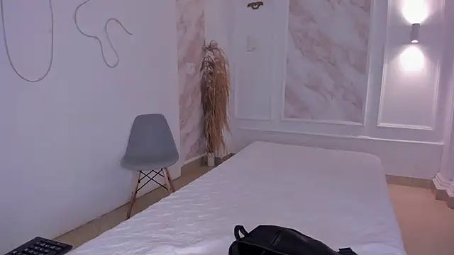 Snapshot of NastassjaCandy chatting on October 27, 6:45 pm NastassjaCandy online show from October 27, 6:45 pm