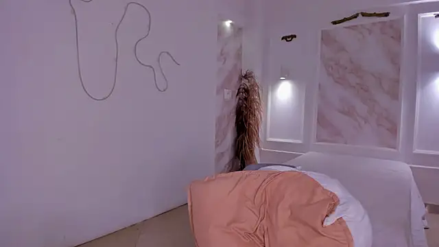 Snapshot of NastassjaCandy chatting on October 28, 6:54 pm NastassjaCandy online show from October 28, 6:54 pm