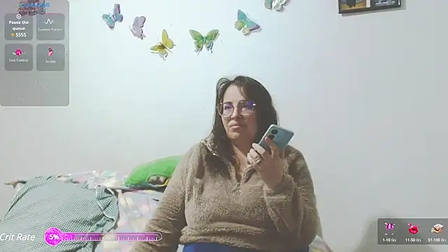 honeyhot paty online show from January 24, 2:39 am